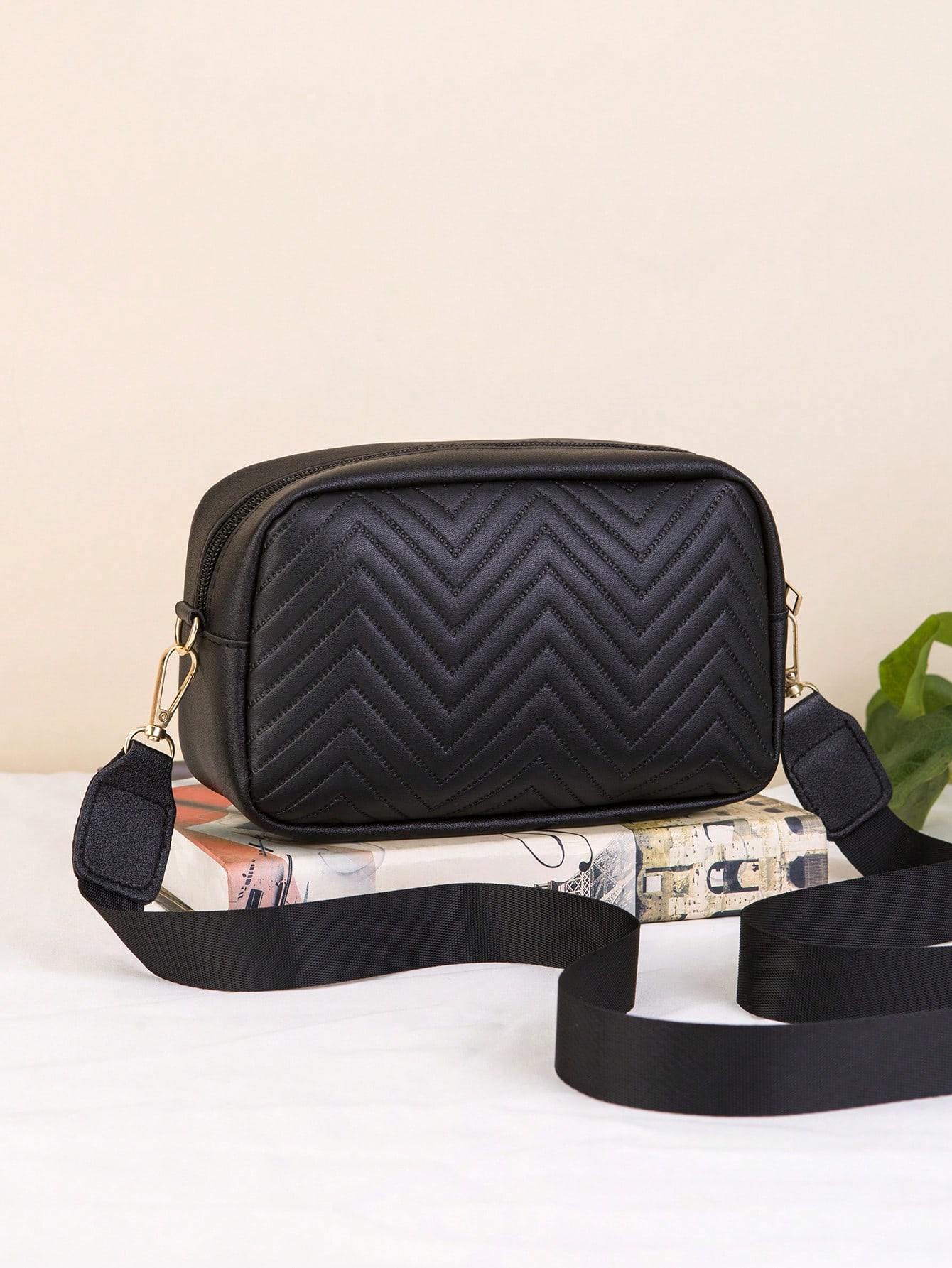 Mini Chevron Metal Detail Square Bag Mini Fashion Quilted Crossbody Bag Trendy PU Shoulder Bag Womens Casual Handbag Phone Purse SHEIN EUR main 1