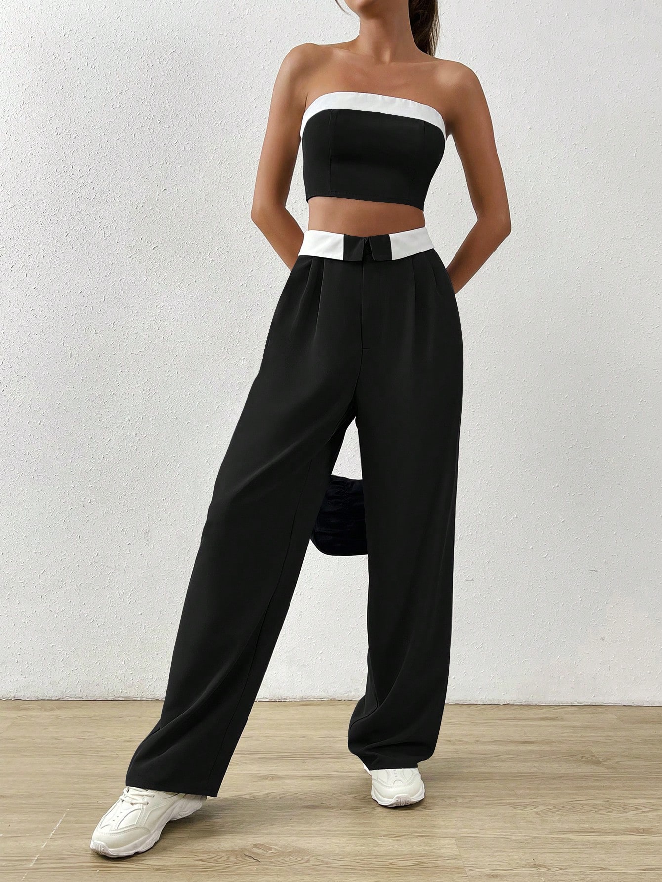 SHEIN EZwear Summer SetsContrast Trim Tube Top Folded Waist Wide Leg Pants SHEIN EUR main 3