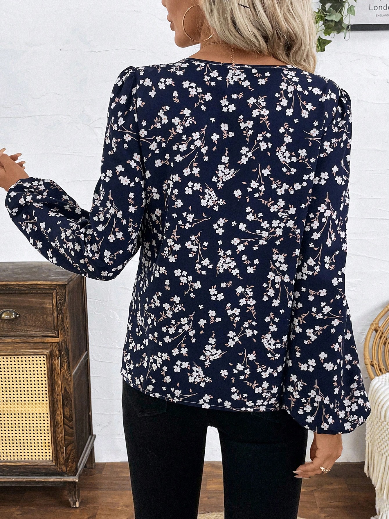 SHEIN LUNE Ladies Dark Long Sleeve Ditsy Floral Print Shirt SHEIN EUR main 1