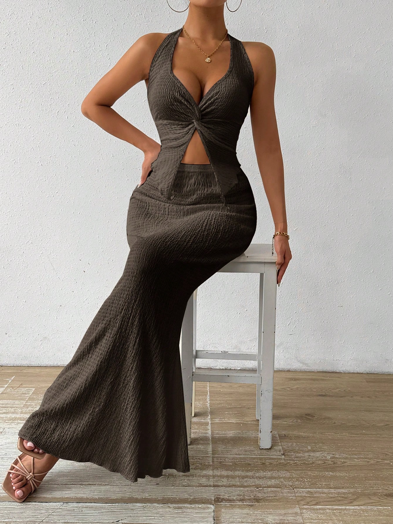 SHEIN LUNE Womens Summer Solid Color Twisted Front Slit Hem Halter Neck Vest And Mermaid Skirt Fashion 2pcs Set SHEIN EUR main 5