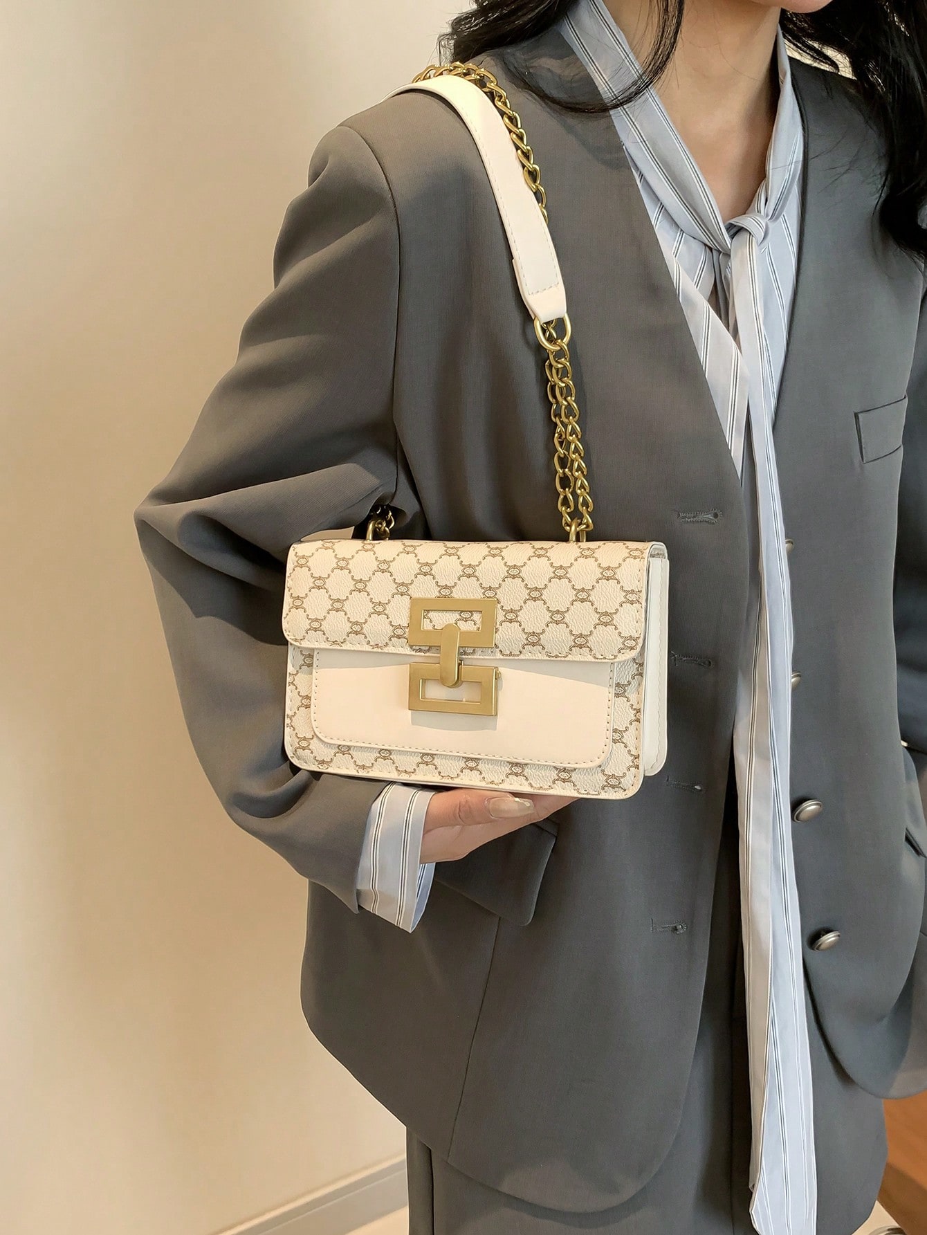Vintage Floral Single Shoulder Chain Bag For Girls New Fashion Women Square Bag Classic Bag Gold Tone Metal Lock Versatile Flower Material Suitable For Beautiful Ladies With Good Elegant SHEIN EUR main 2
