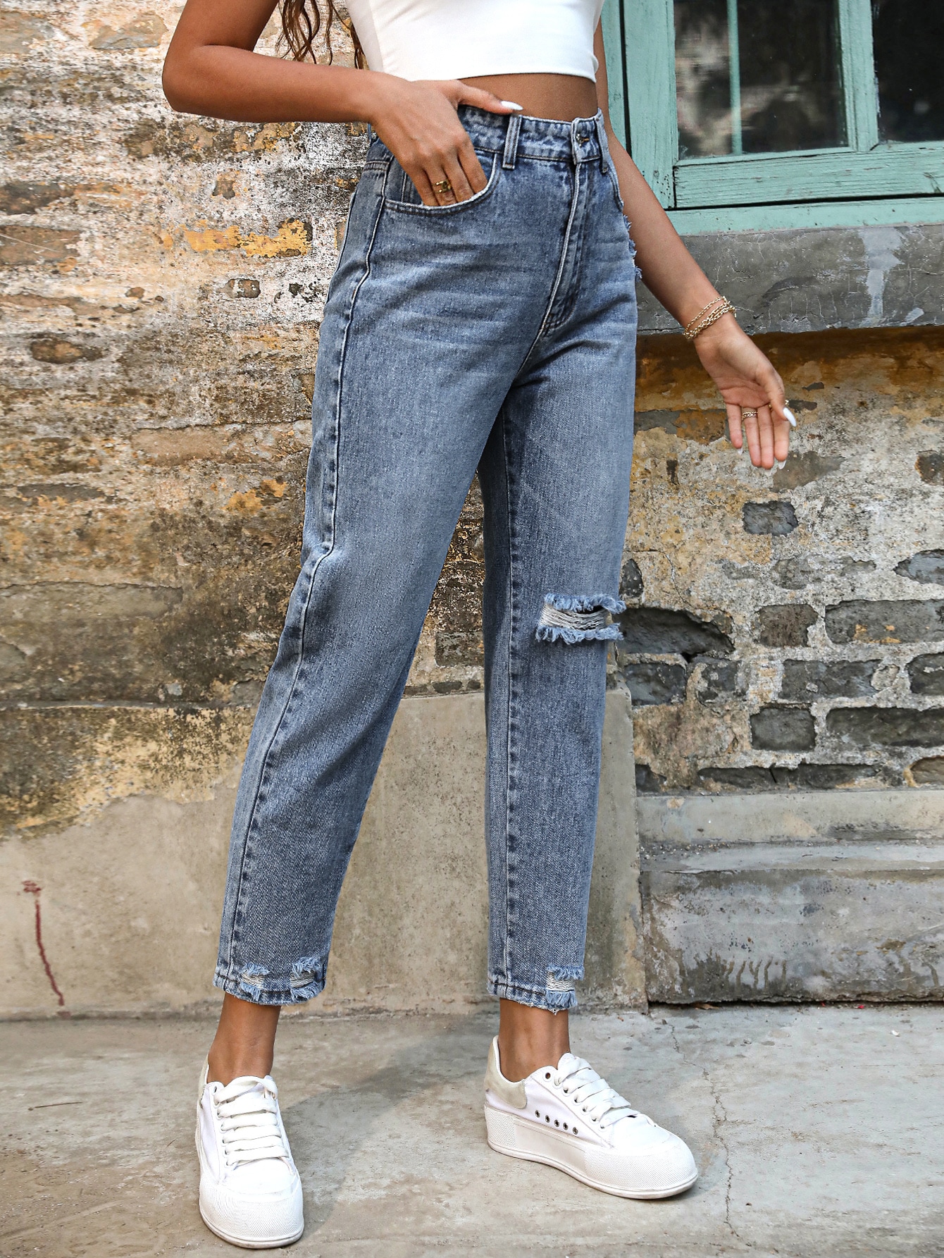 SHEIN Frenchy High Waist Ripped Frayed Hem Mom Jeans SHEIN EUR main 2