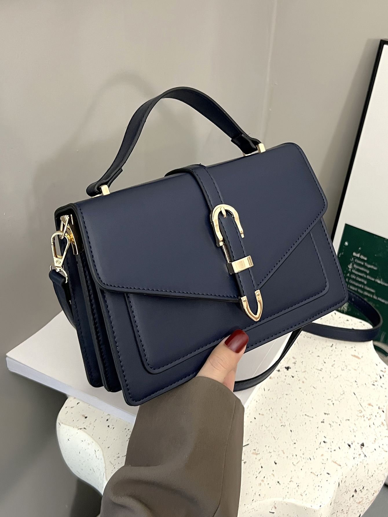 Minimalist Metal Decor Flap Square BagRandom hardware clips on both sides Classic Solid Color Shoulder Bag Square Crossbody Phone Bag All Match Purse with Detachable Strap SHEIN EUR main 0
