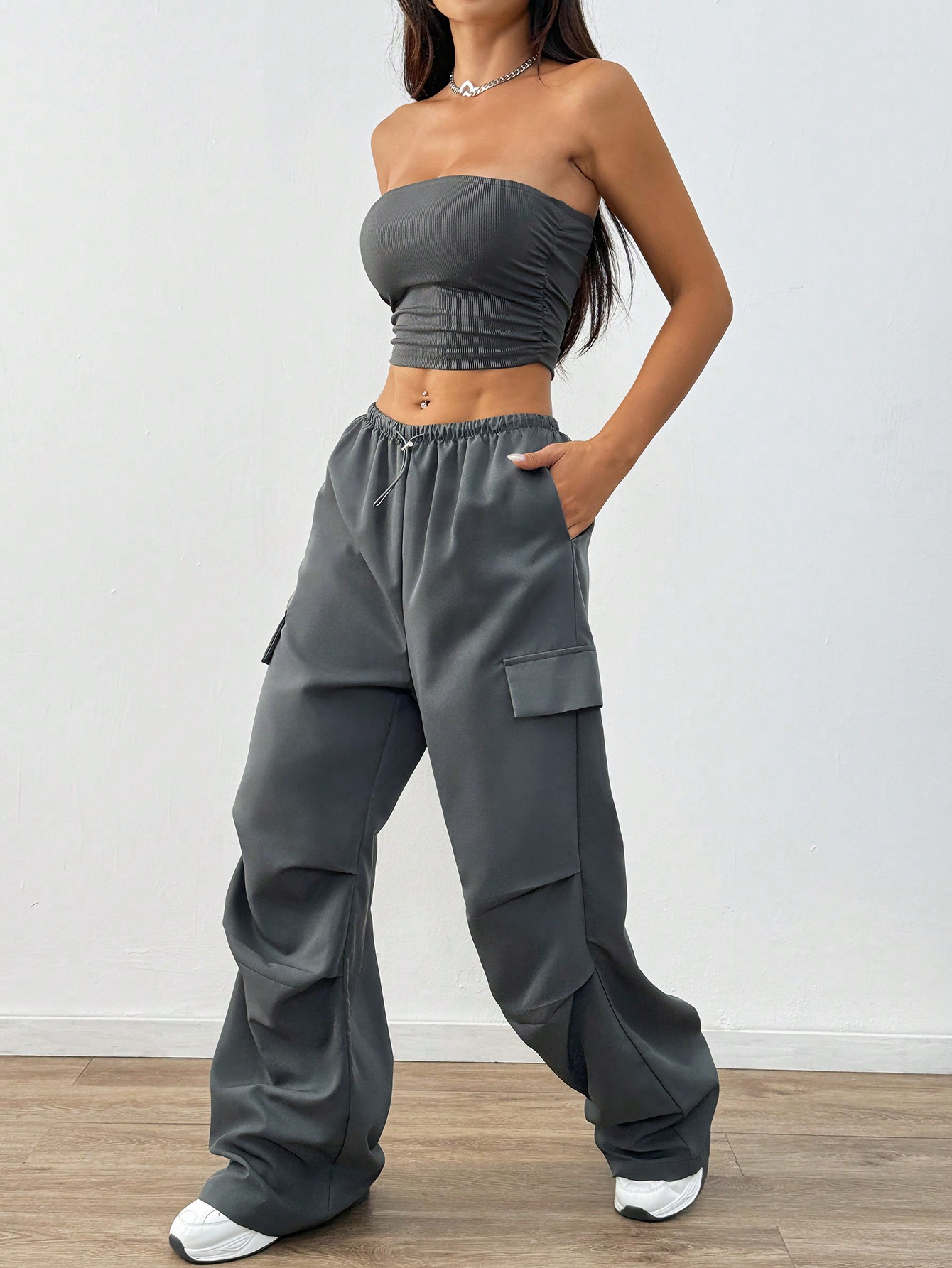 SHEIN MOOSTA Solid Color Pleated Strapless Top And Pocket Design Long Pants 2pcsSet SHEIN EUR main 0