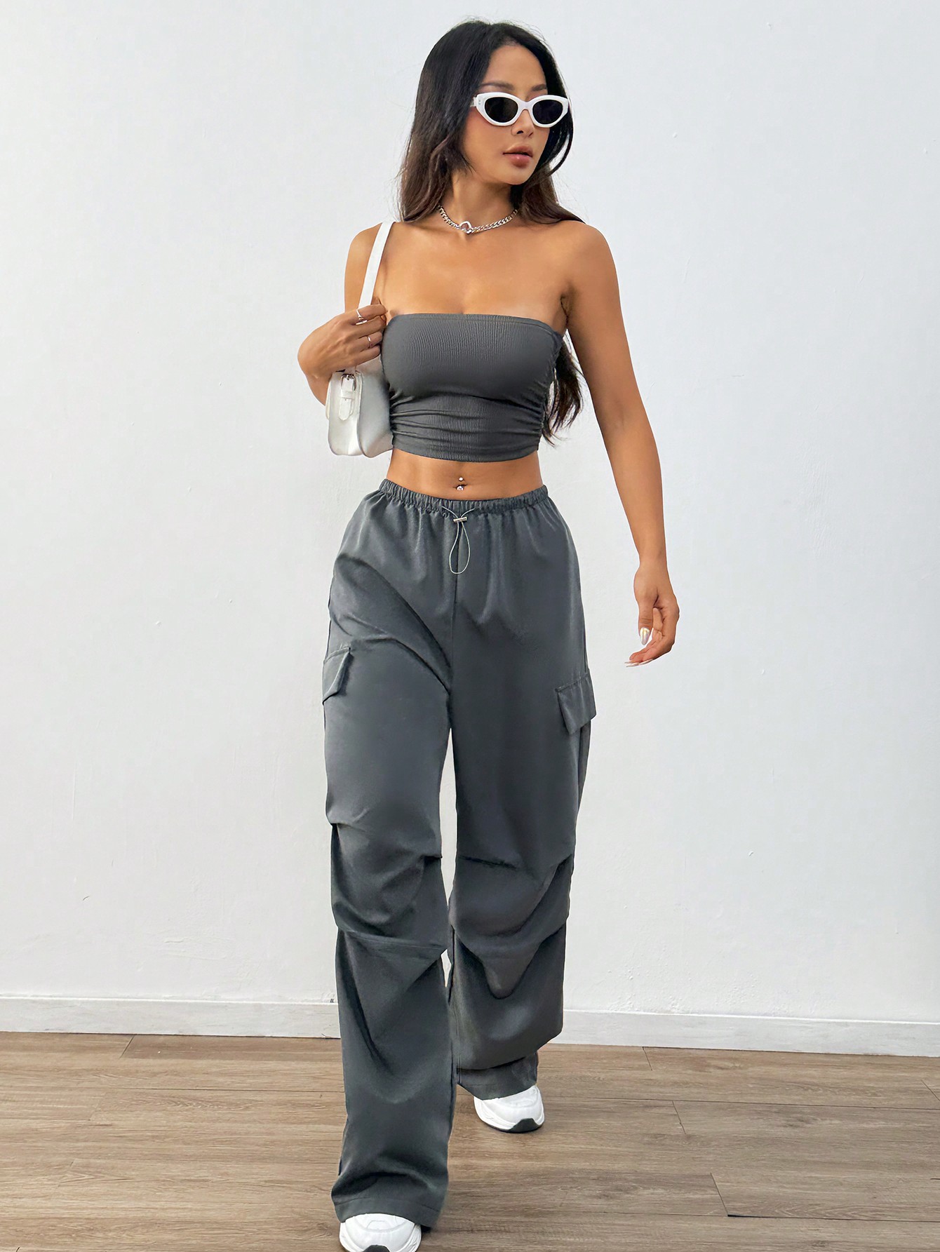 SHEIN MOOSTA Solid Color Pleated Strapless Top And Pocket Design Long Pants 2pcsSet SHEIN EUR main 3